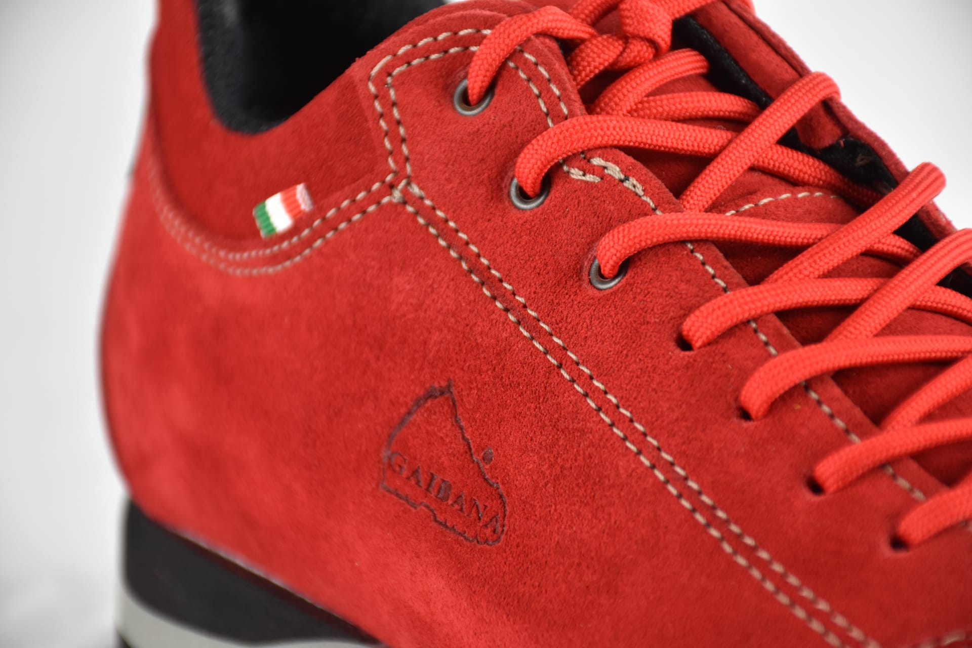 Gaibana-musetto-rosso-10
